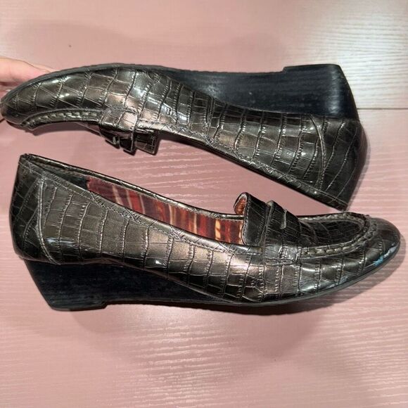 Anne Klein wedge loafer Metallic Pewter size 7 - Picture 2 of 5